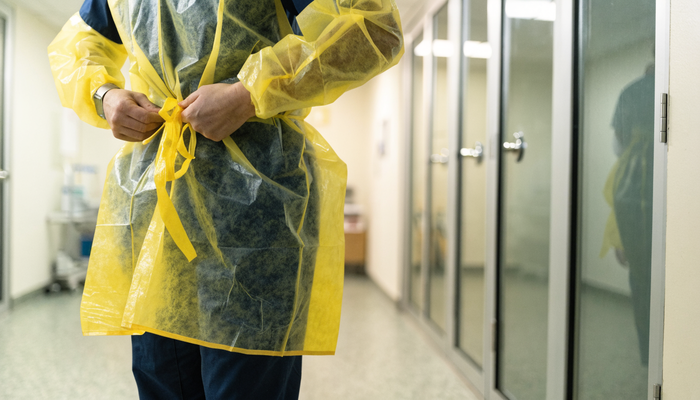 Isolation Gowns Explained: GSM, Materials and Levels of Protection